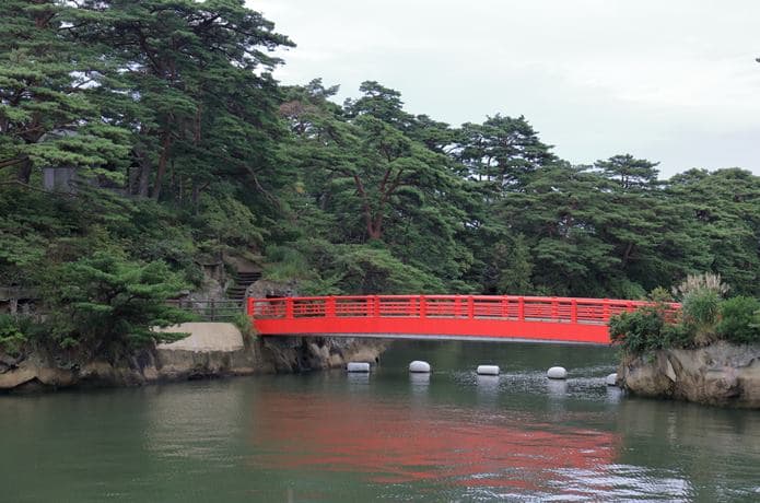 雄島にかかる渡月橋