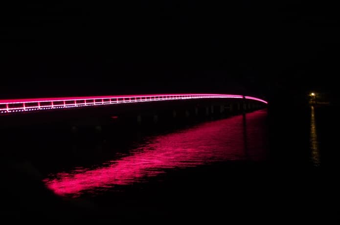 ライトアップされた福浦橋