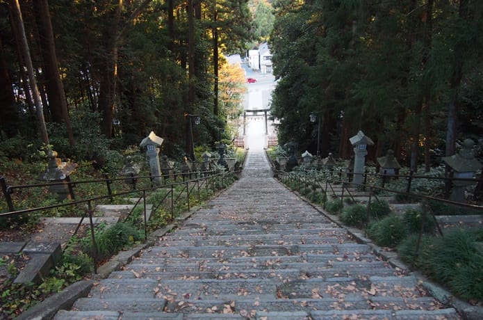 塩釜神社の階段