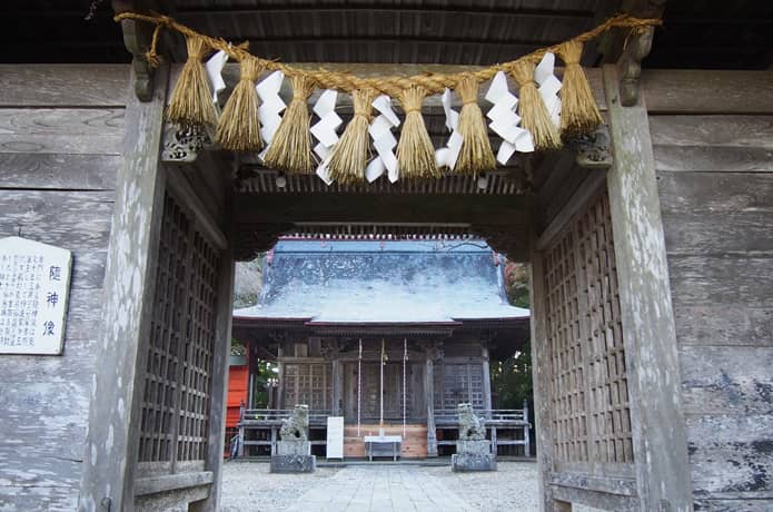 登米神社　拝殿