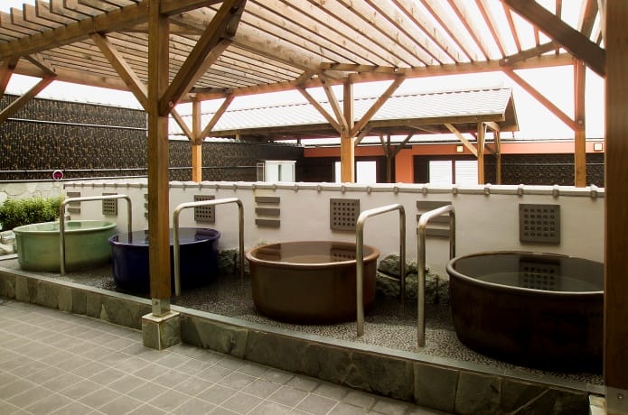 竜泉寺の湯　壺風呂